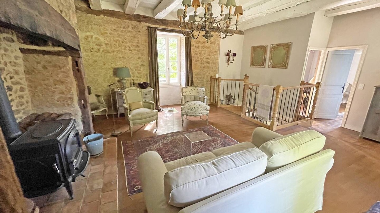 Photo of Livingroom in Paunat