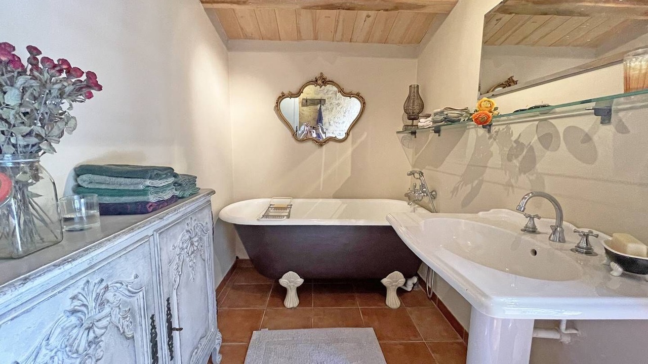 Photo of Bathroom in Paunat