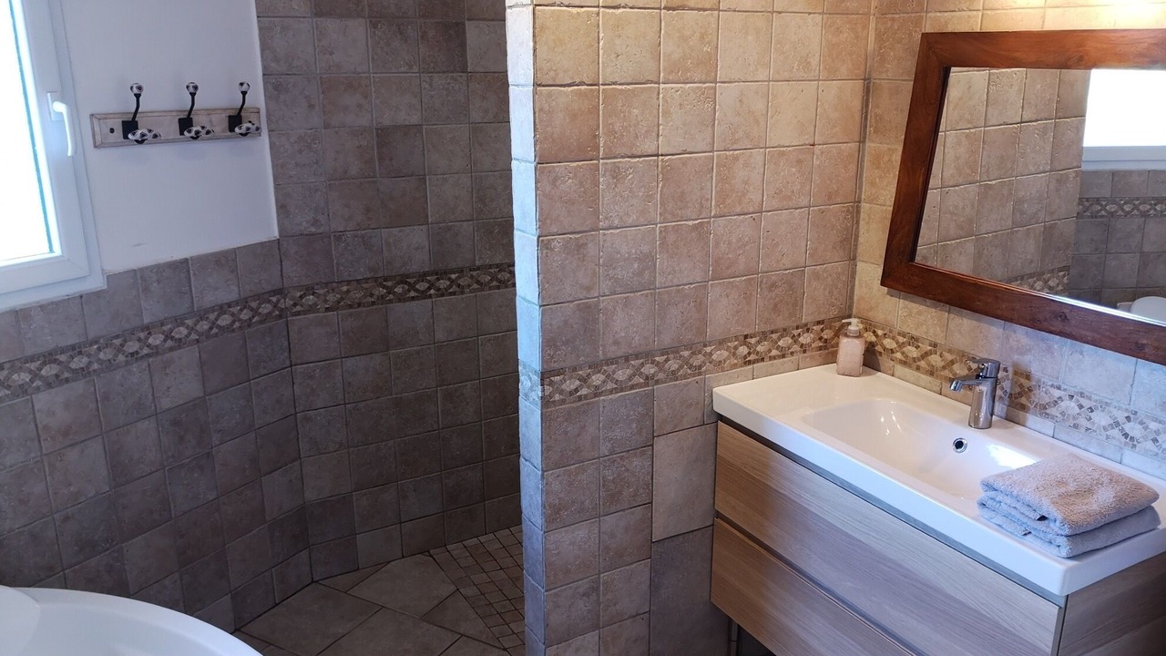 Photo of Bathroom in Saint-Vincent-de-Tyrosse