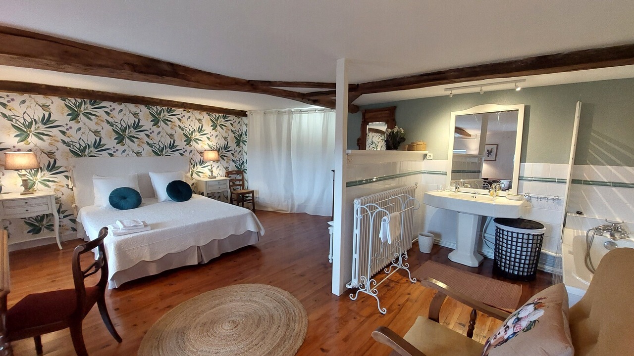 Photo of Bedroom in Bonzac