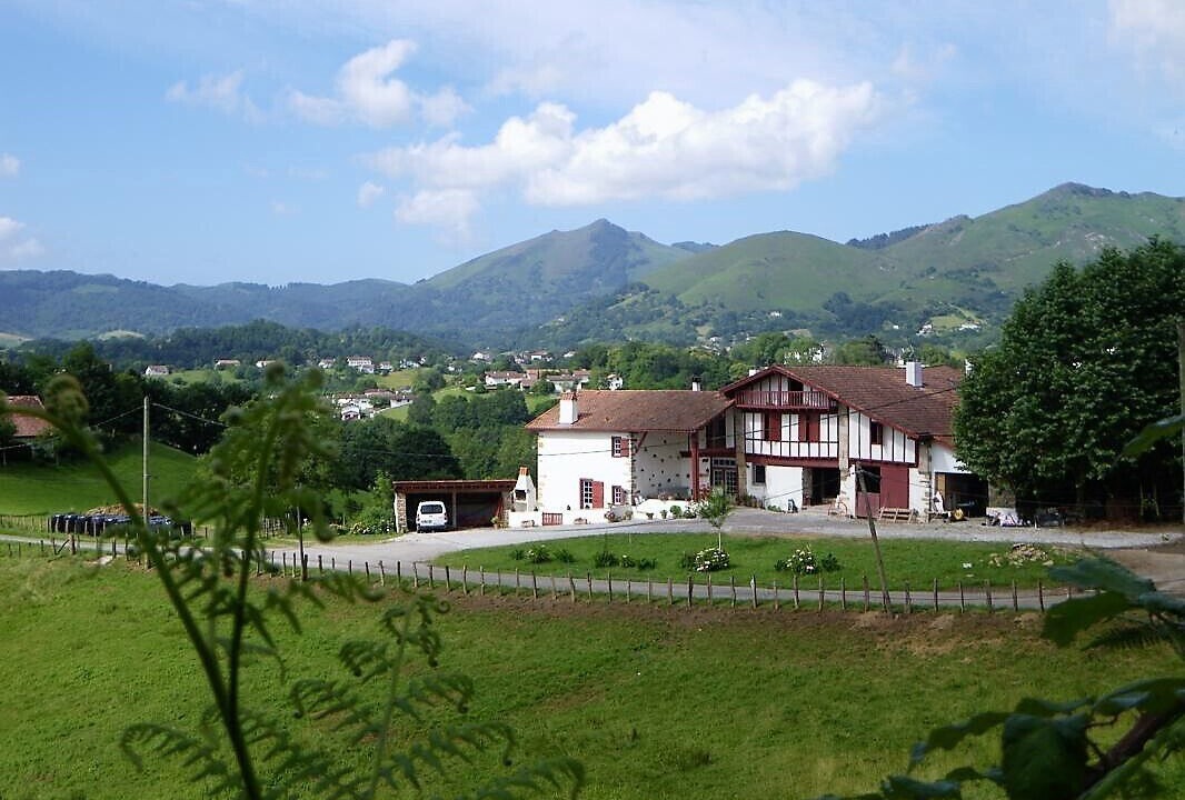 Photo of Outdoor in Sare