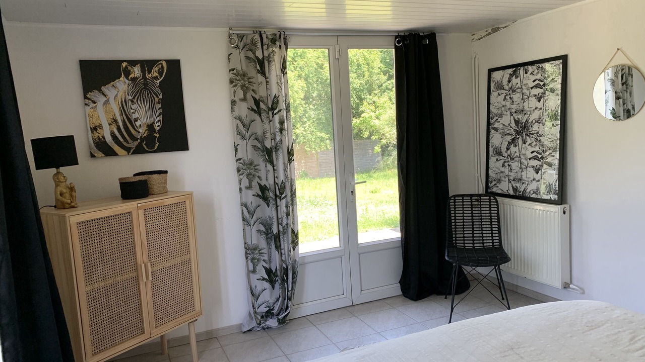Photo of Bedroom in Saint-Seurin-sur-l'Isle