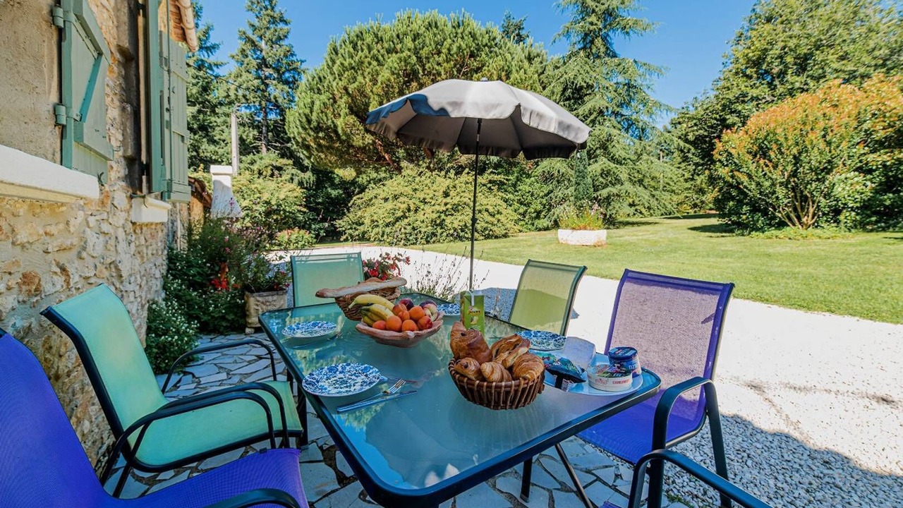 Photo of Outdoor in Blanquefort-sur-Briolance