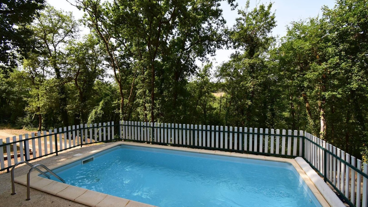 Photo of Outdoor in Blanquefort-sur-Briolance