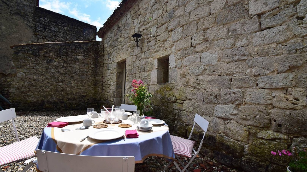 Photo of Outdoor in Laroque-Timbaut
