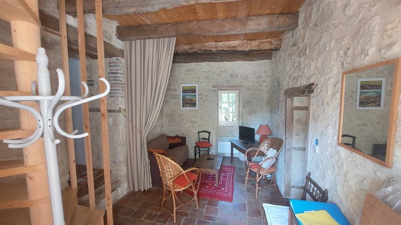 Photo of Others in Laroque-Timbaut