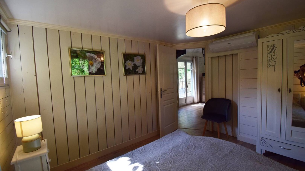 Photo of Bedroom in Gueyze