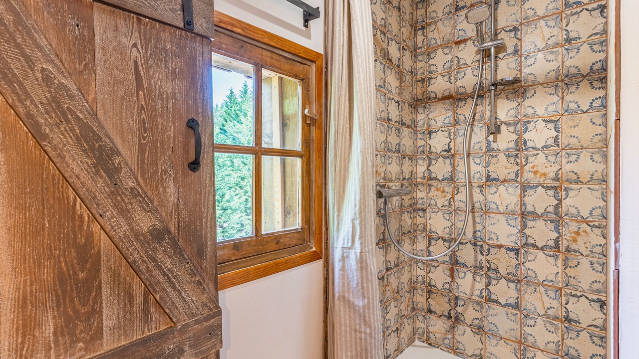 Photo of Bathroom in Trensacq