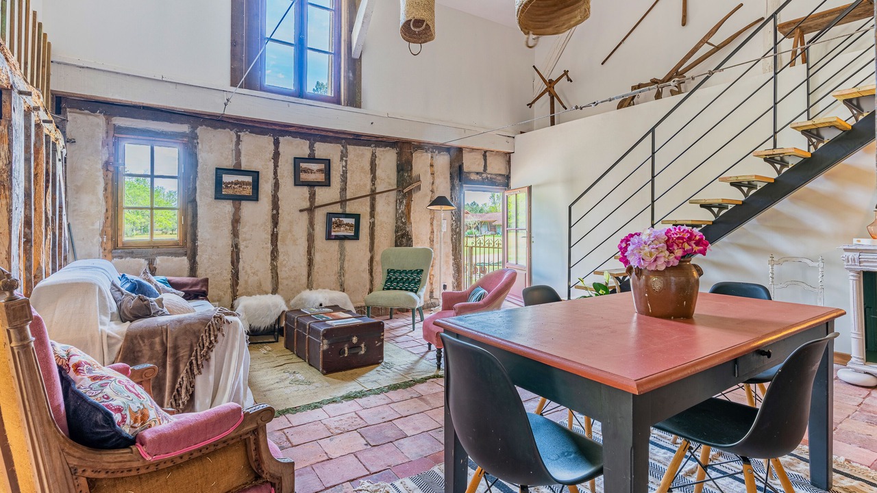 Photo of Livingroom in Trensacq