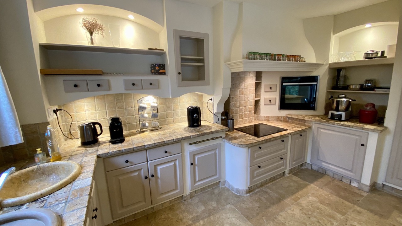 Photo of Kitchen in Les Baux-de-Provence
