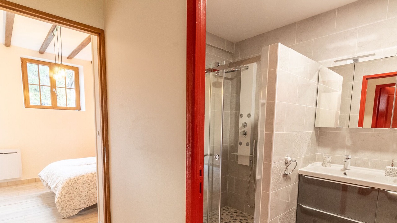 Photo of Bathroom in Jonzac