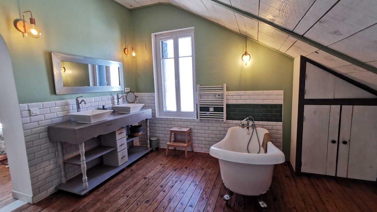 Photo of Bathroom in Chaillevette