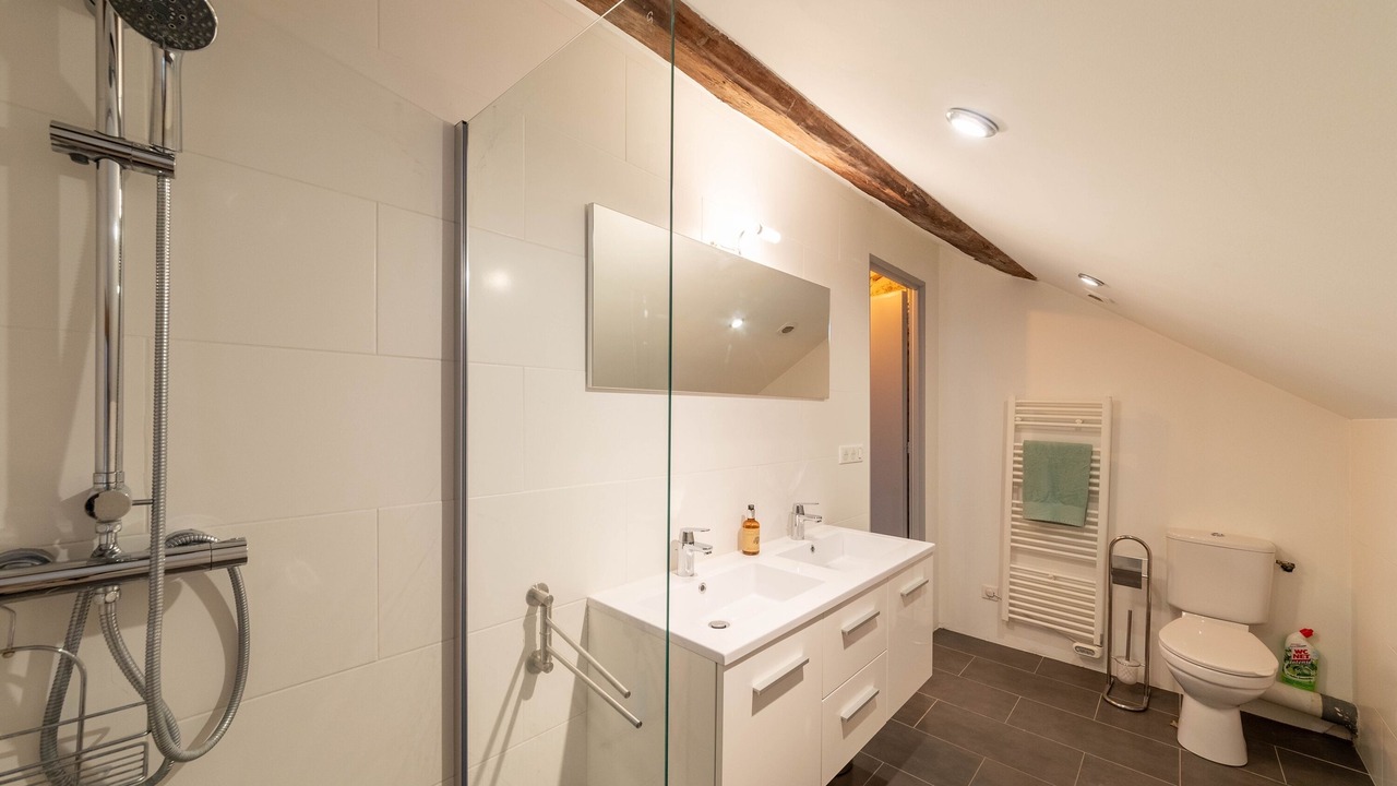 Photo of Bathroom in Fongrave