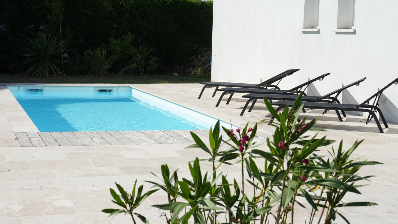 Photo of Outdoor in Cheray