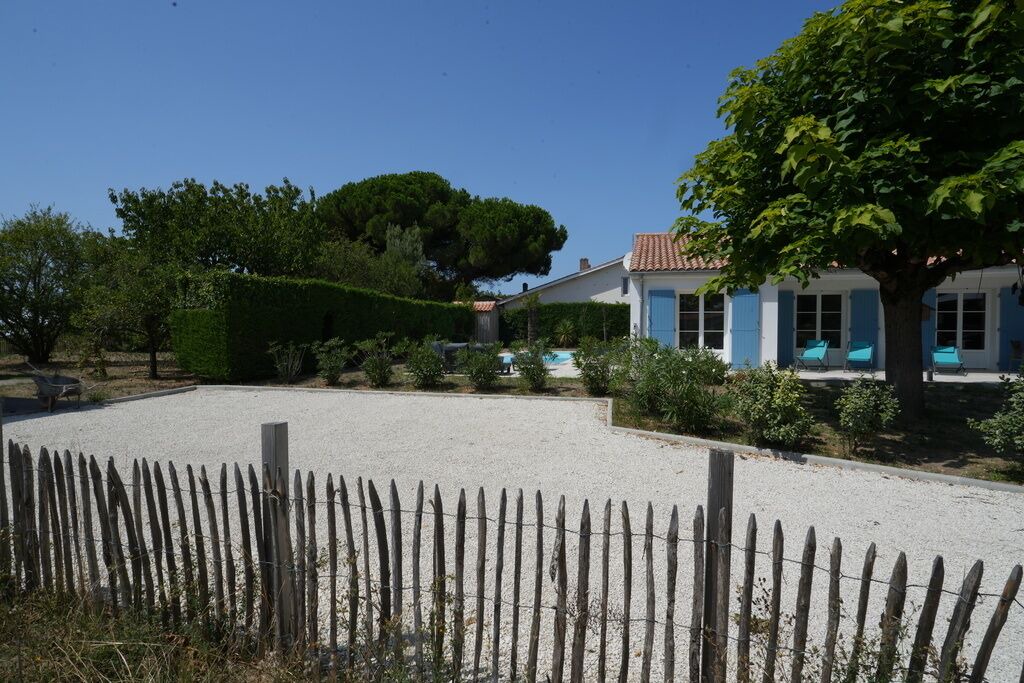 Photo of Outdoor in Cheray
