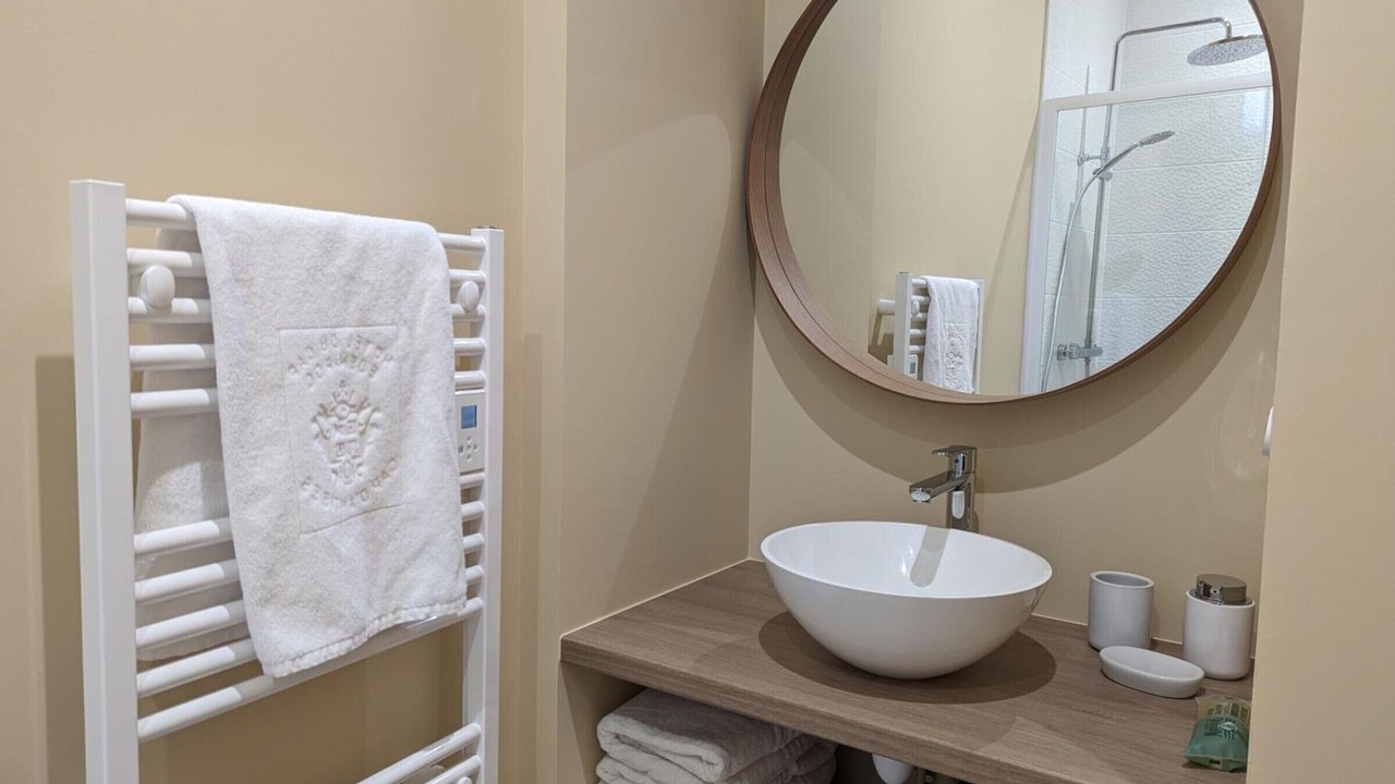 Photo of Bathroom in Angouleme