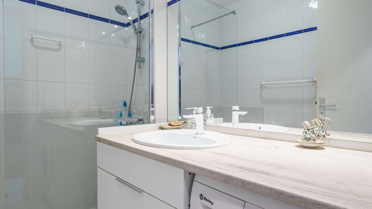 Photo of Bathroom in Hendaye