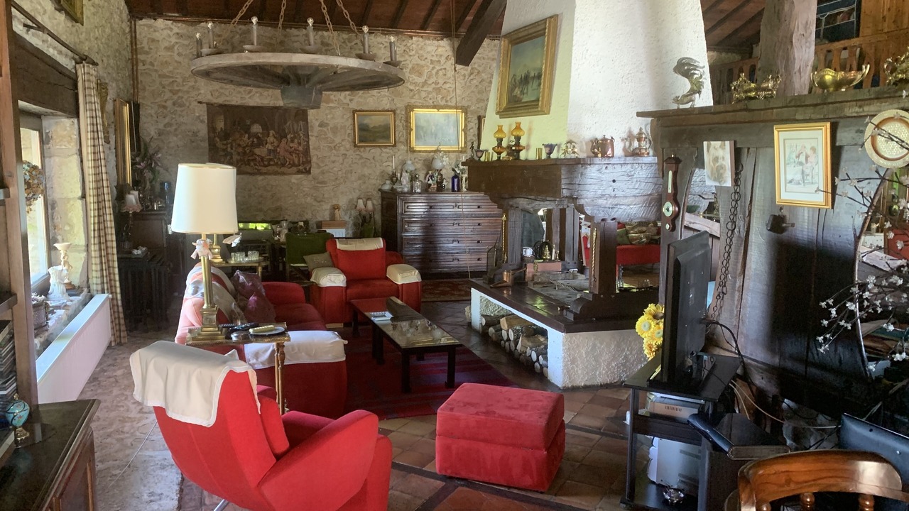 Photo of Others in Loubezs-Bernac
