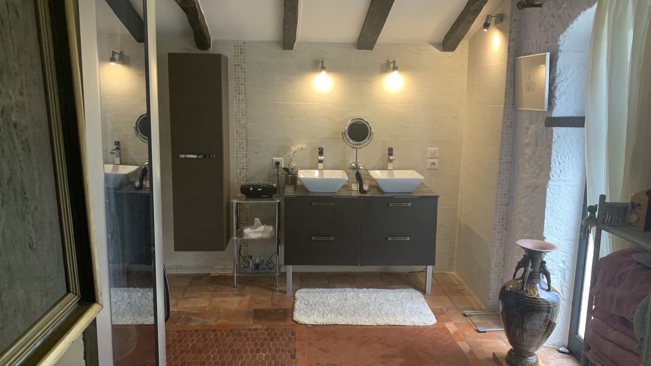 Photo of Bathroom in Loubezs-Bernac