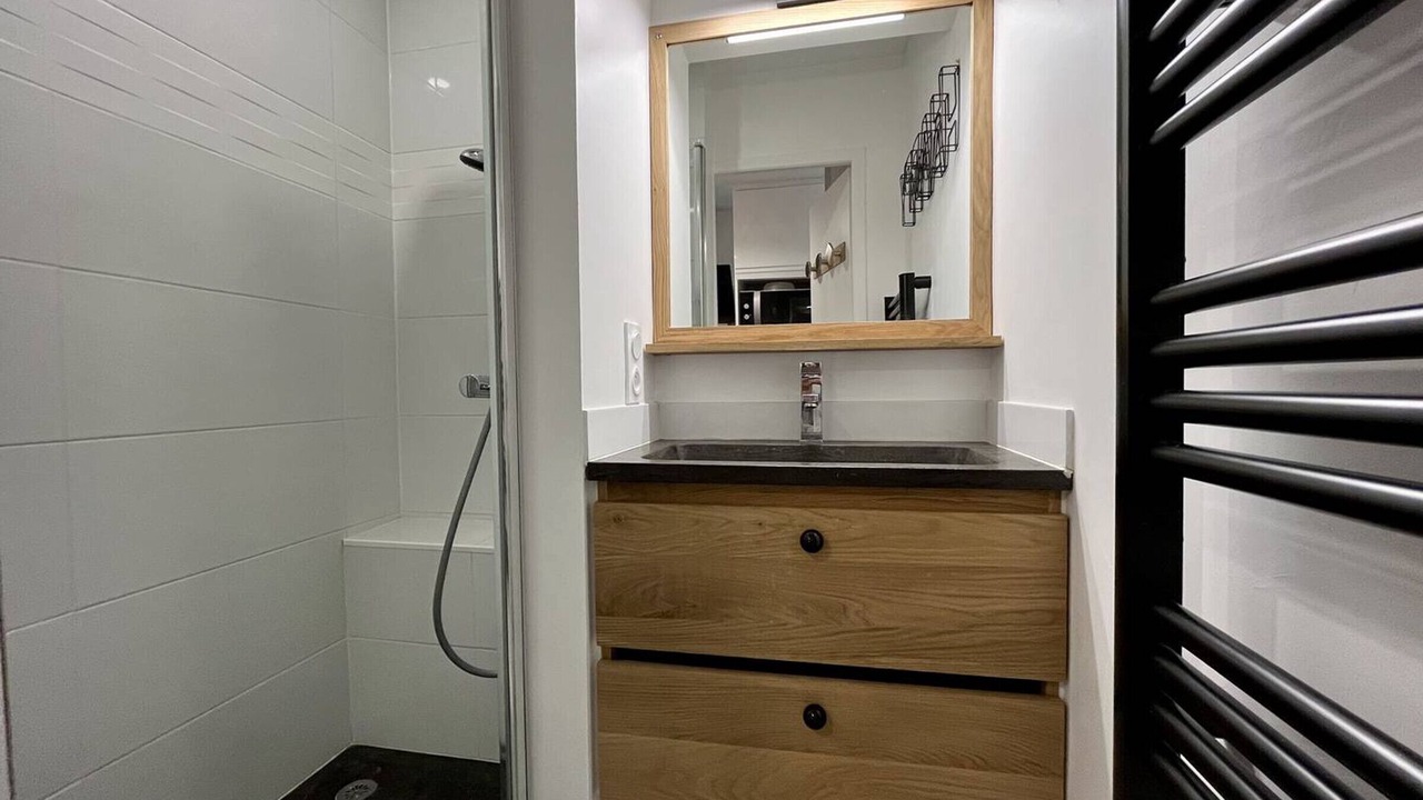 Photo of Bathroom in Boyardville