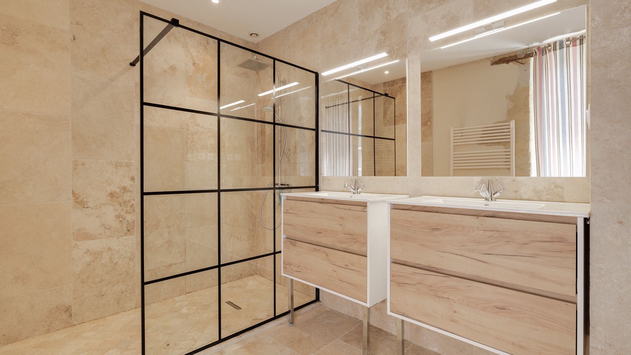 Photo of Bathroom in Saint-Pierre-de-Bat