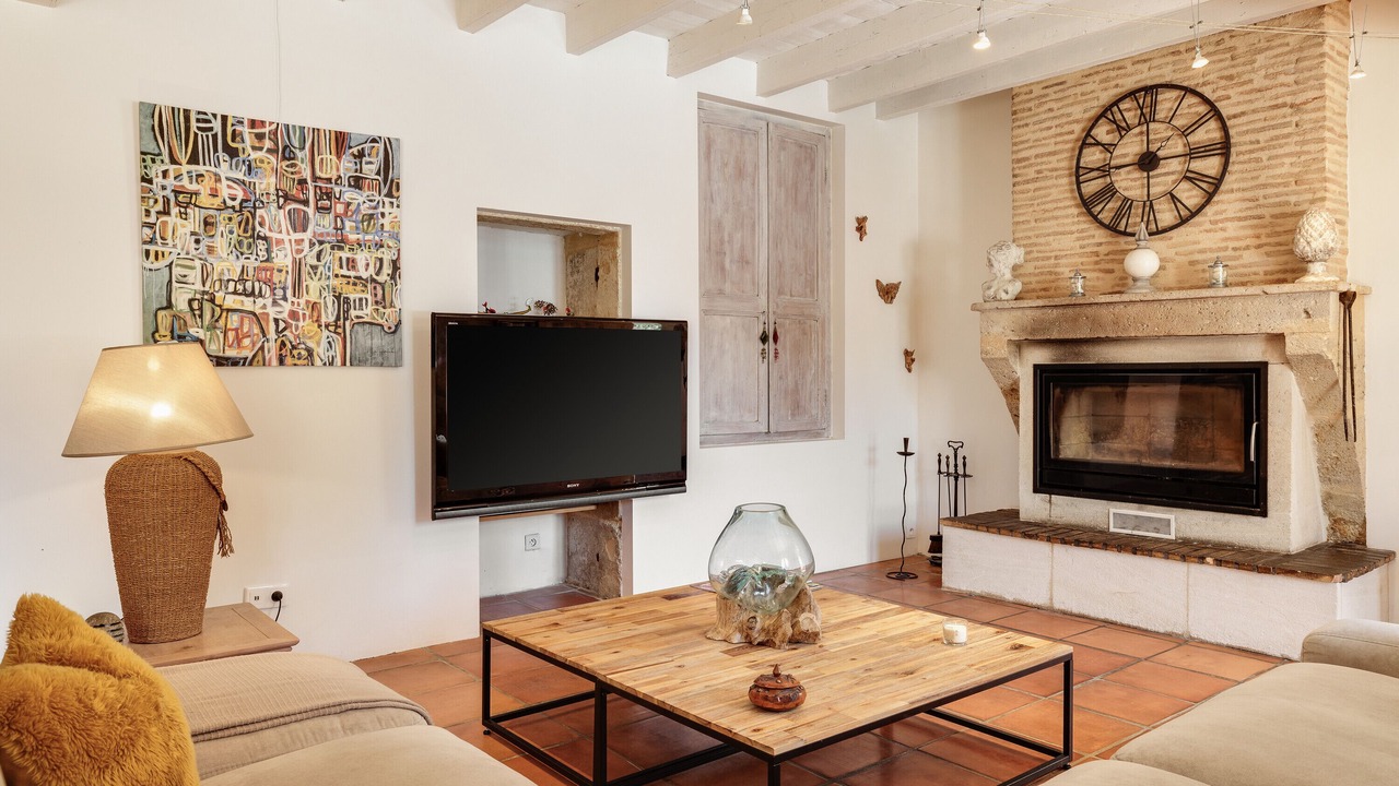 Photo of Livingroom in Saint-Pierre-de-Bat