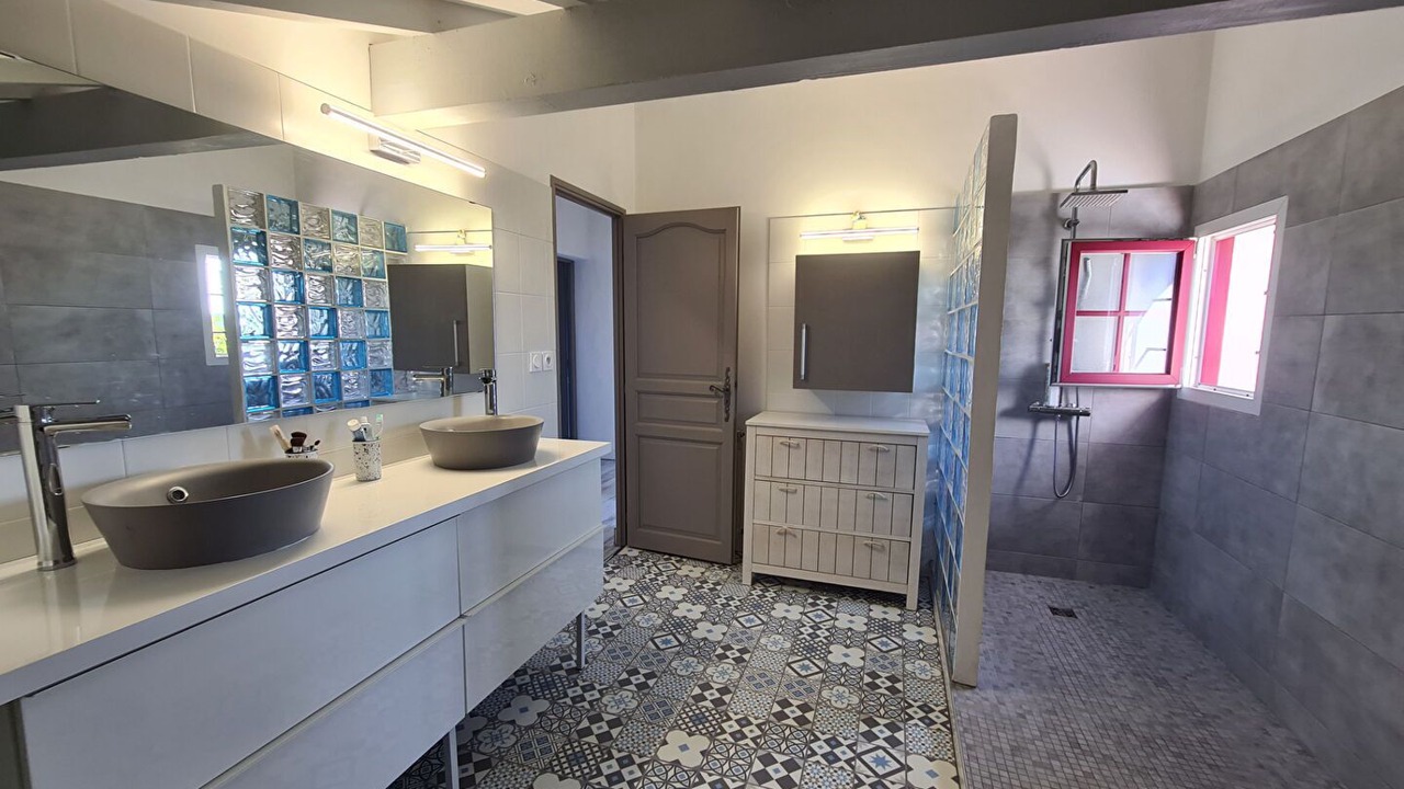 Photo of Bathroom in Kokotia