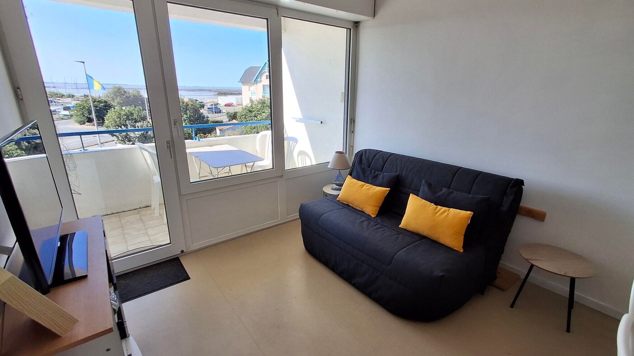 Photo of Livingroom in Port District