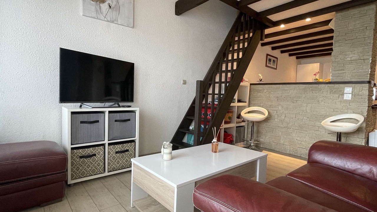 Photo of Livingroom in Port District