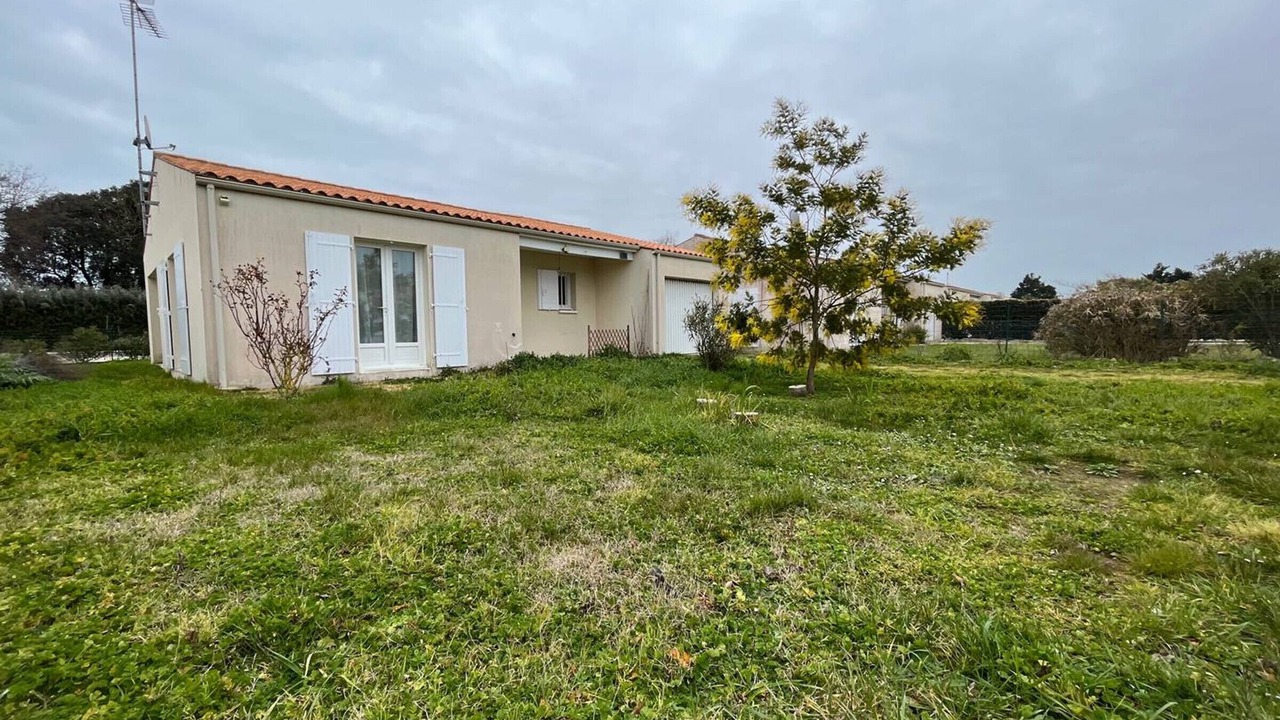 Photo of Outdoor in Cheray