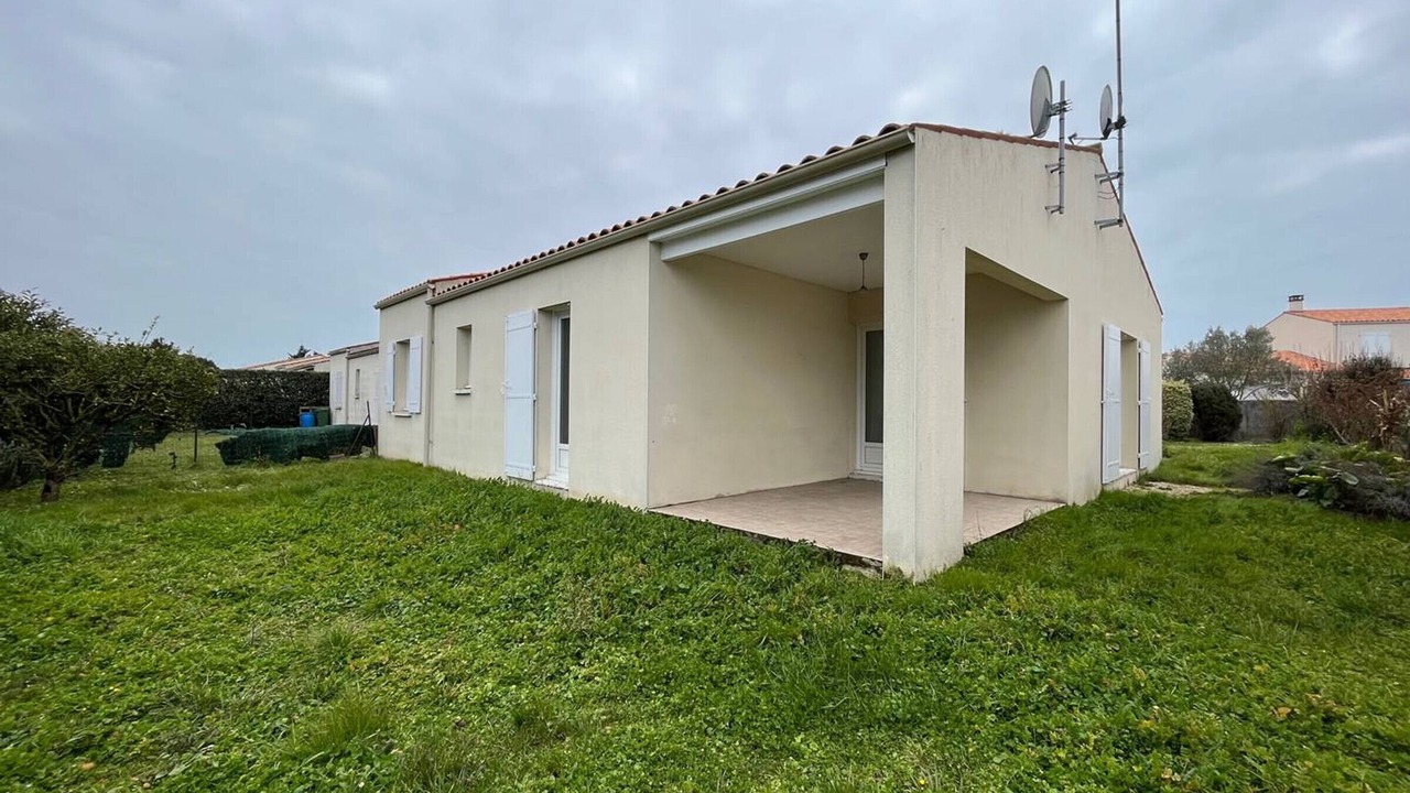 Photo of Outdoor in Cheray