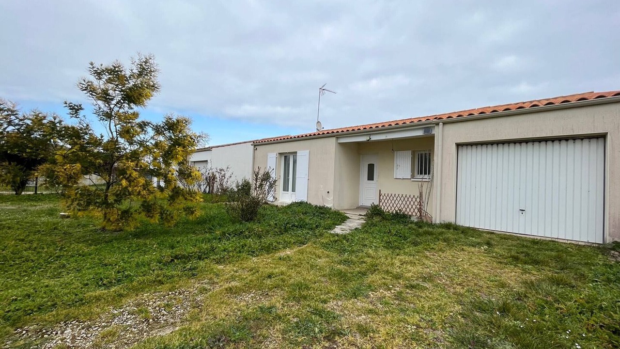 Photo of Outdoor in Cheray