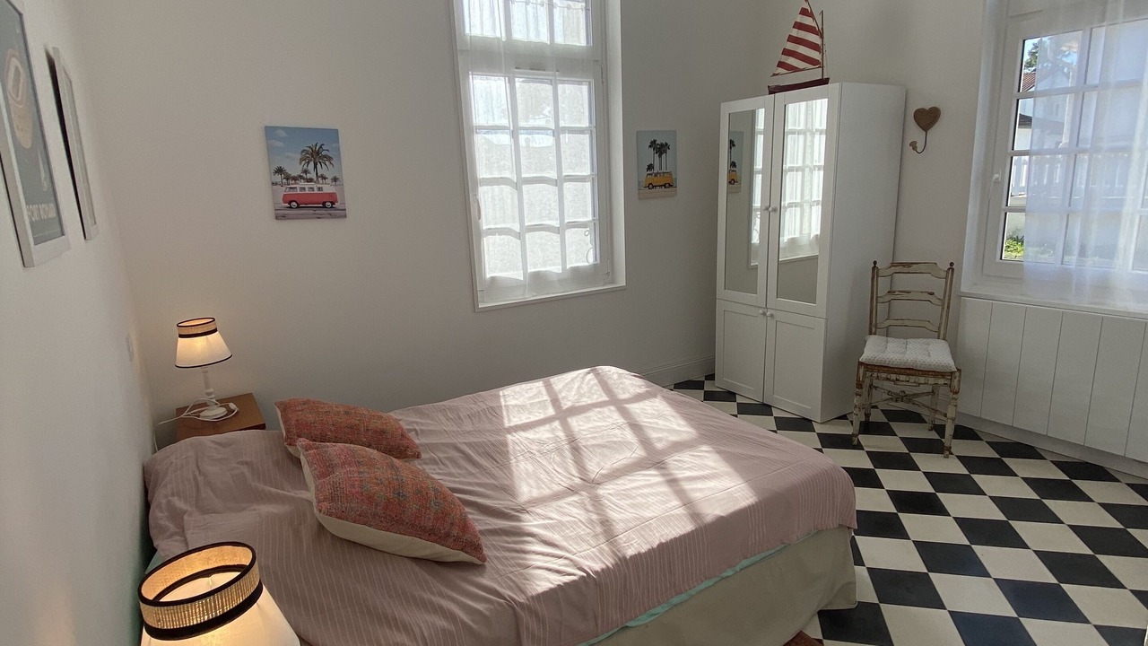 Photo of Bedroom in Boyardville