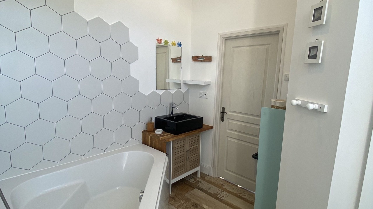 Photo of Bathroom in Boyardville
