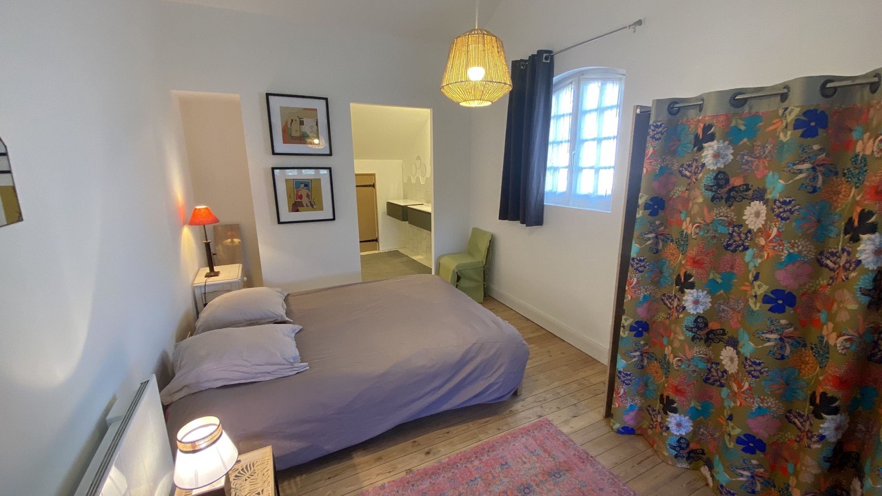 Photo of Bedroom in Boyardville