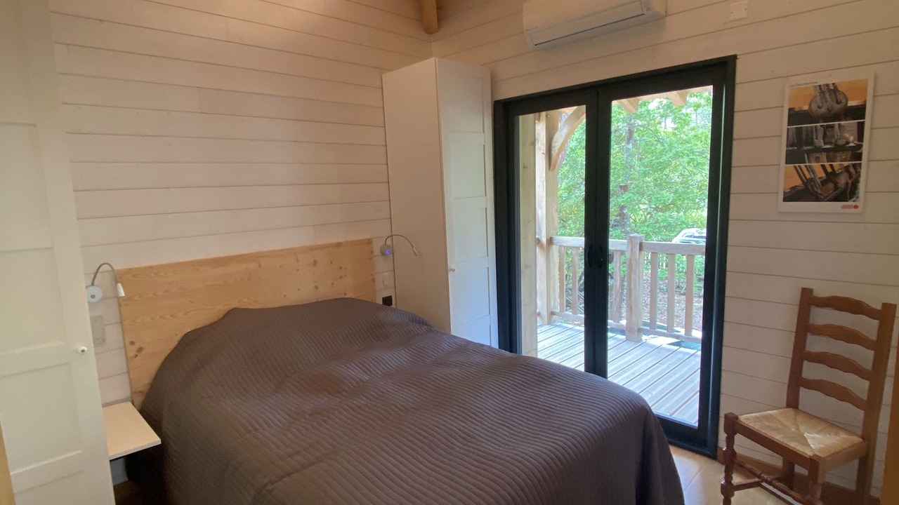 Photo of Bedroom in Claouey