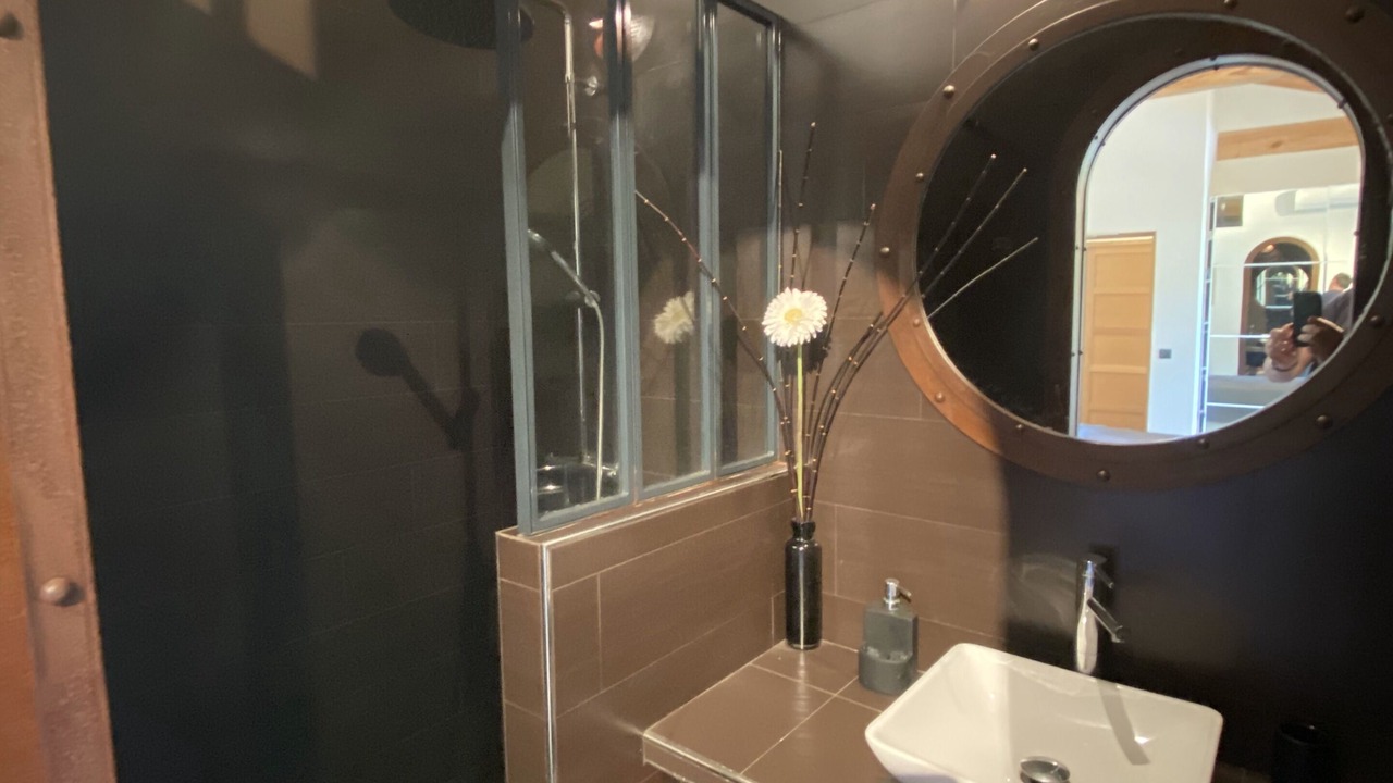 Photo of Bathroom in Claouey