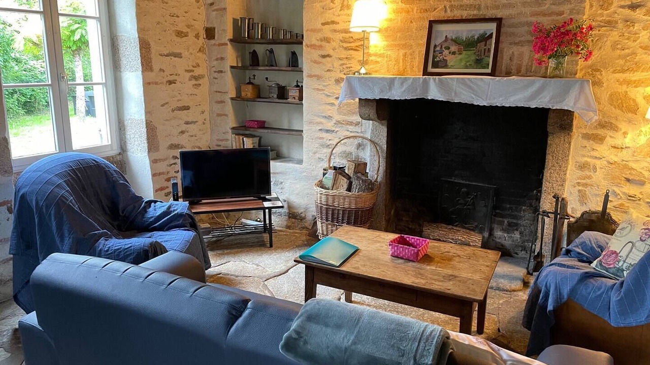 Photo of Livingroom in Nouzerines