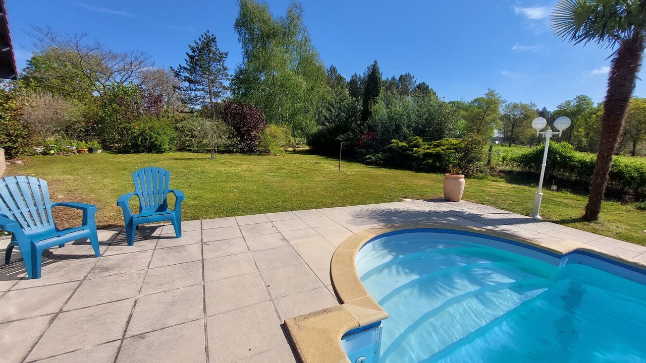Photo of Outdoor in Bostens