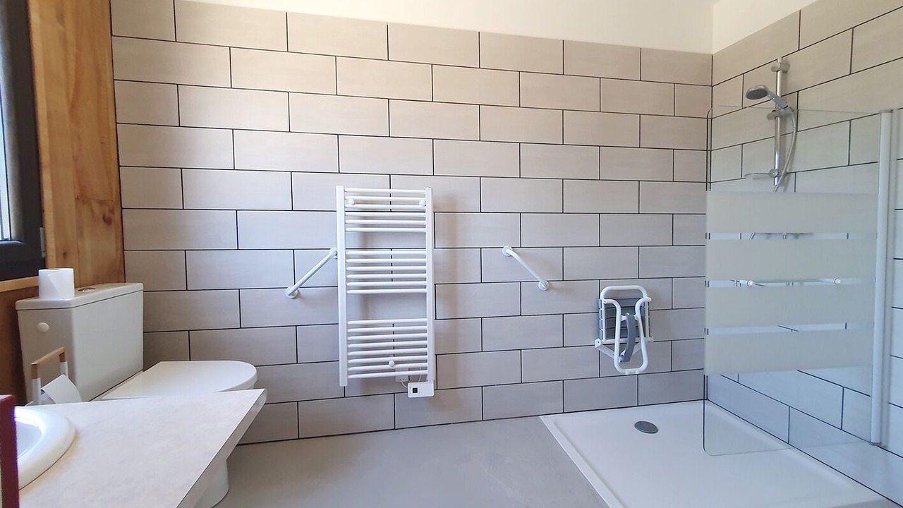 Photo of Bathroom in Saint-Estephe