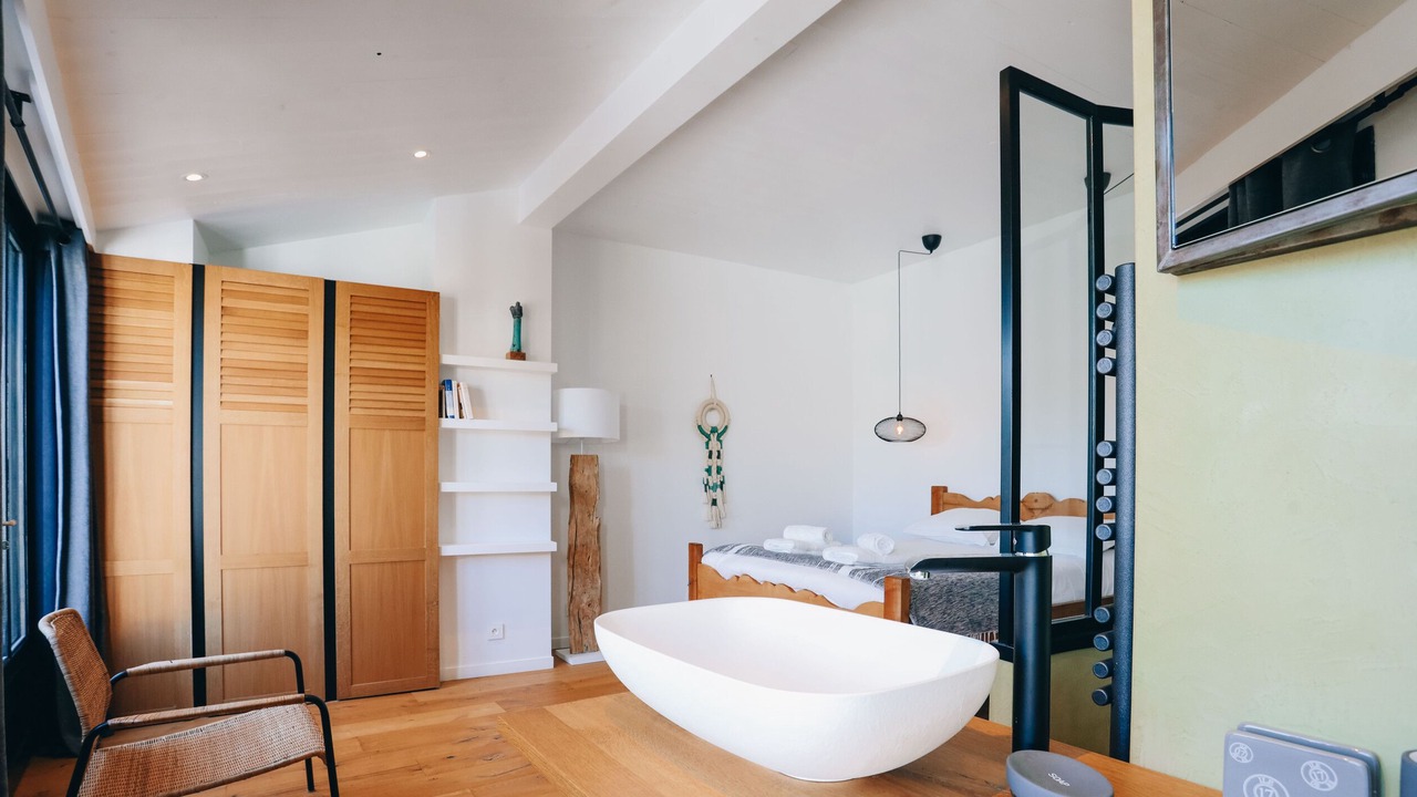 Photo of Bedroom in Saint-Clement-des-Baleines