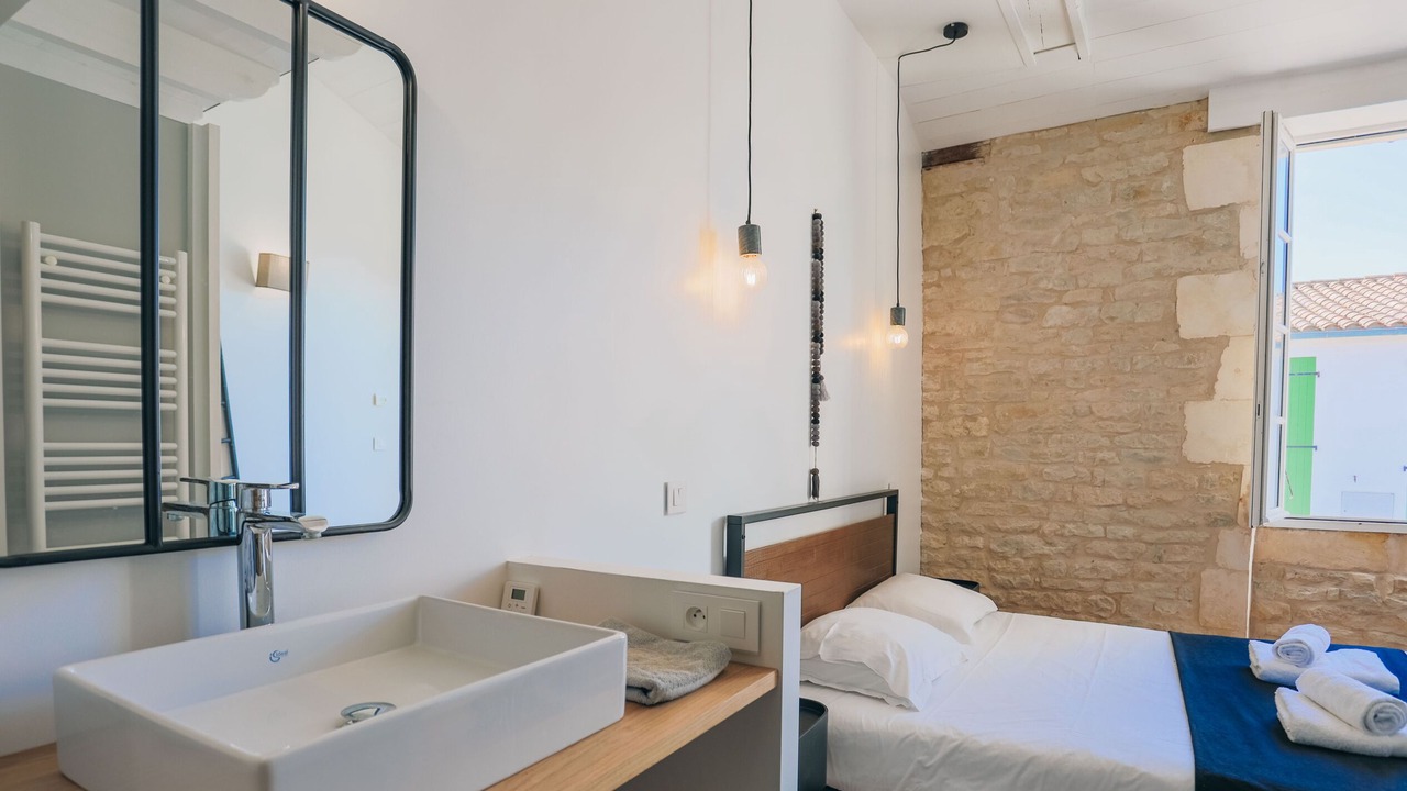 Photo of Bedroom in Saint-Clement-des-Baleines