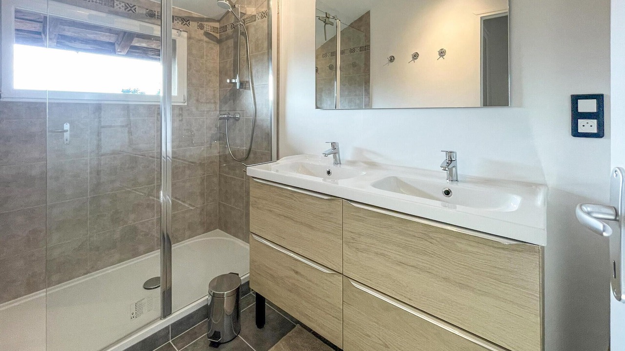 Photo of Bathroom in Labastide-dArmagnac