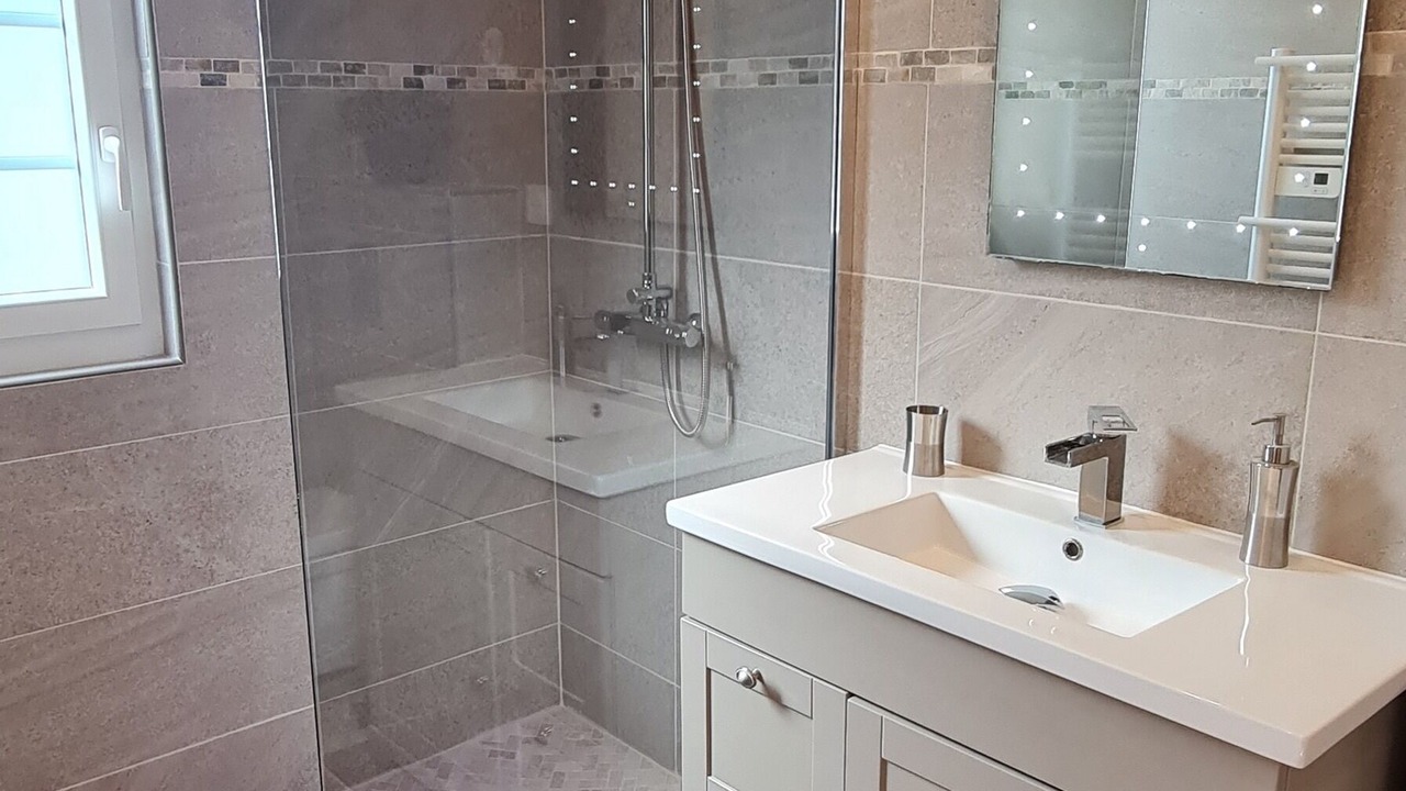 Photo of Bathroom in Villegouge