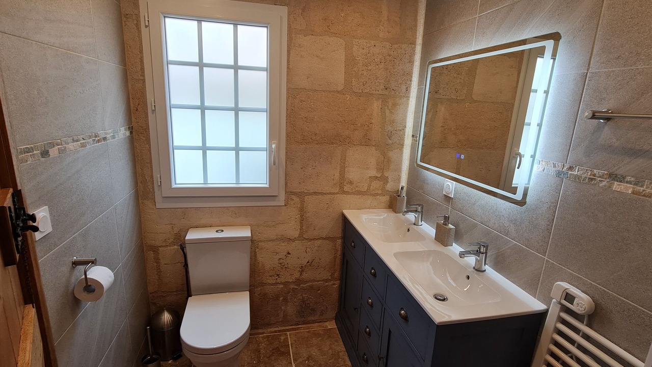 Photo of Bathroom in Villegouge