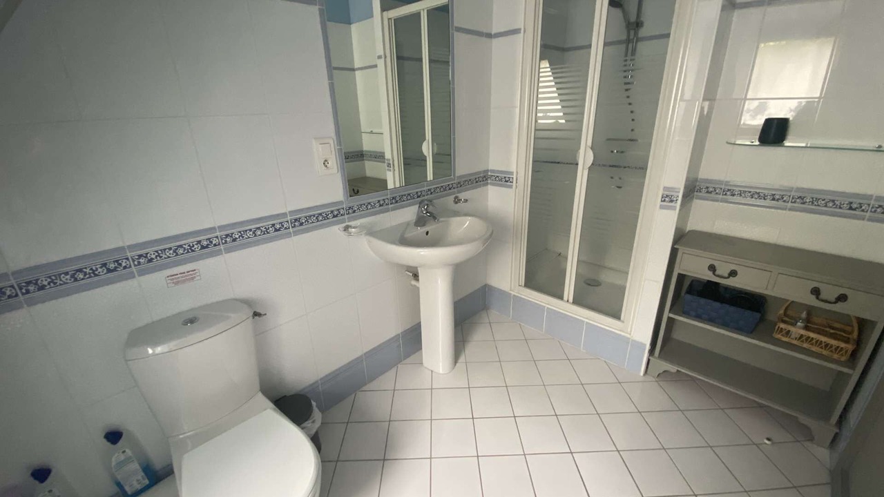 Photo of Bathroom in Manaurie