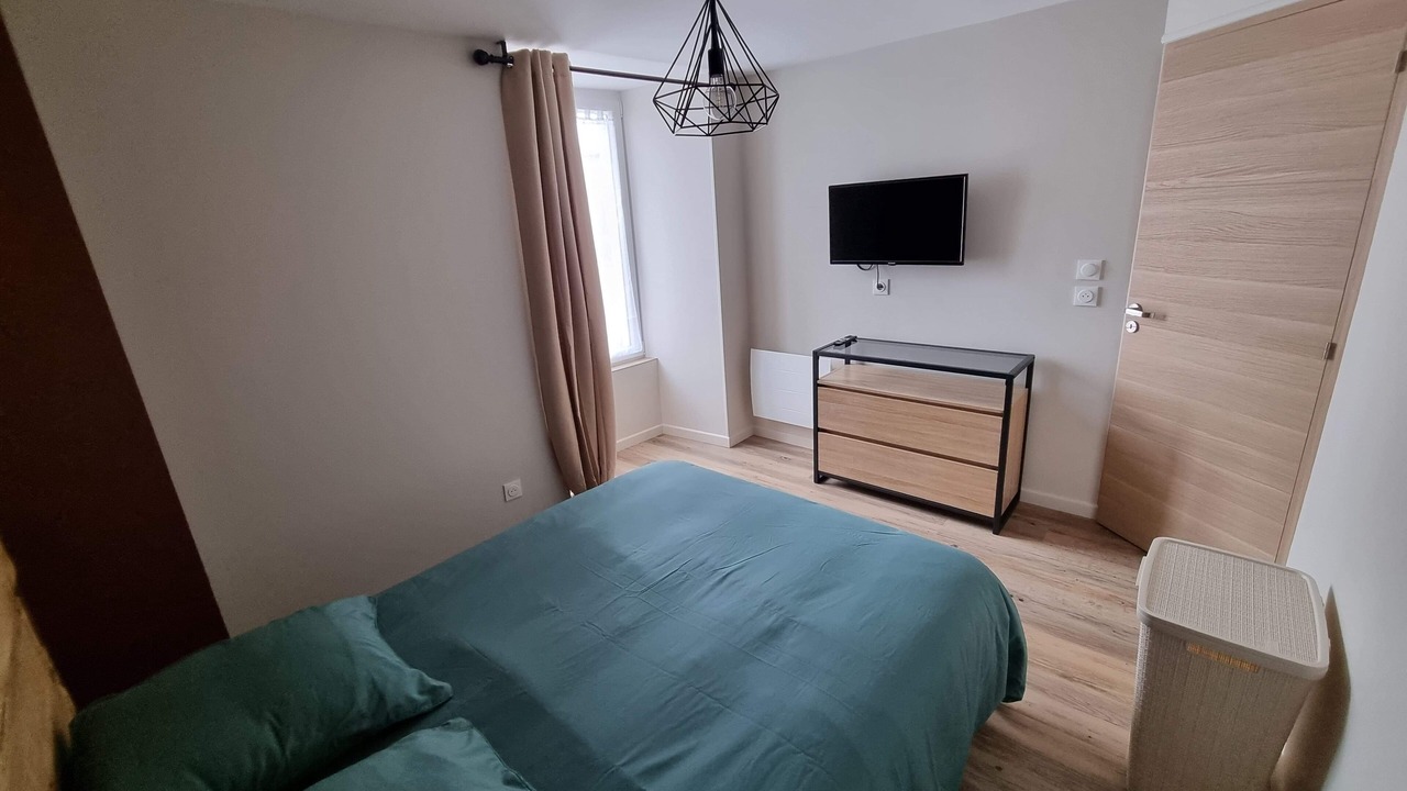 Photo of Bedroom in Leignes-sur-Fontaine