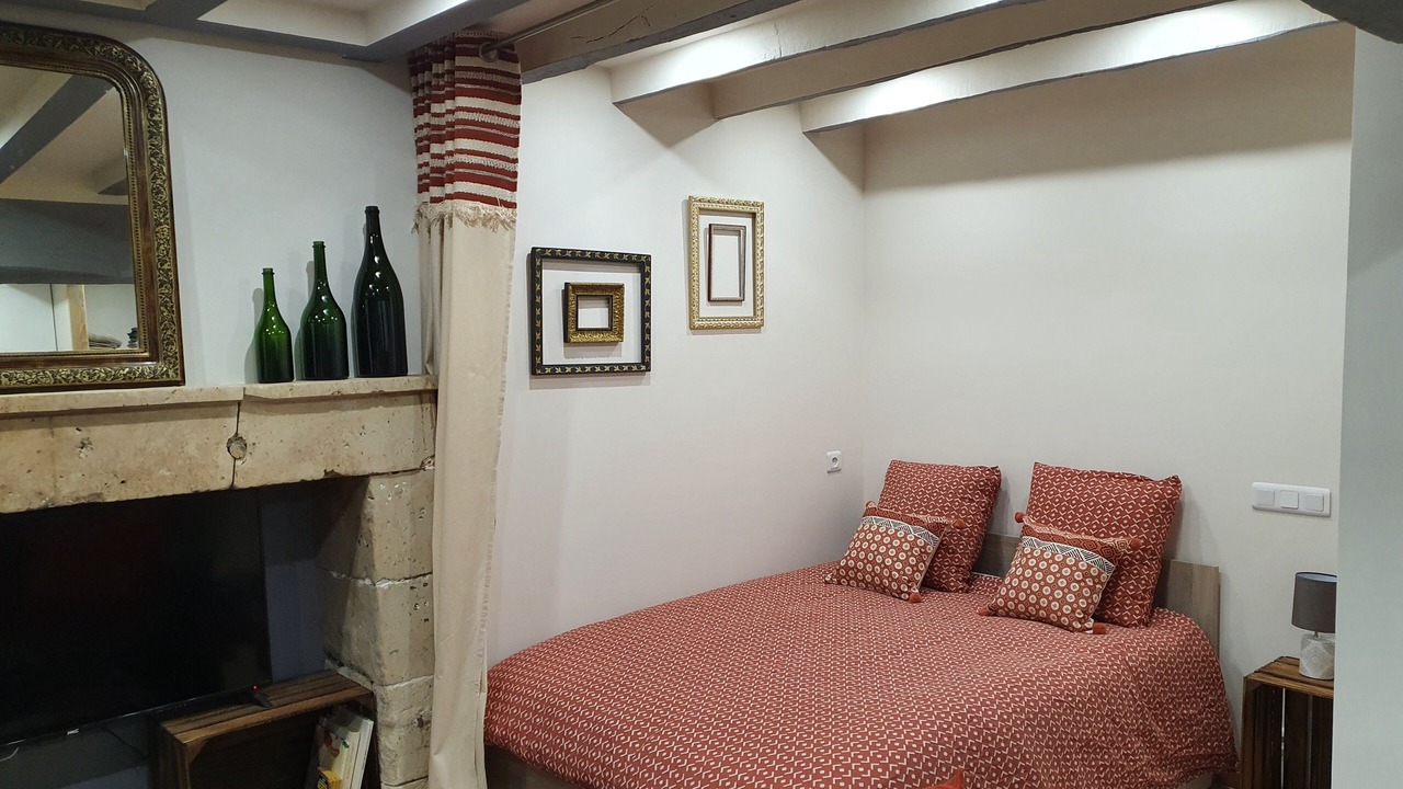 Photo of Bedroom in Saint-Laon