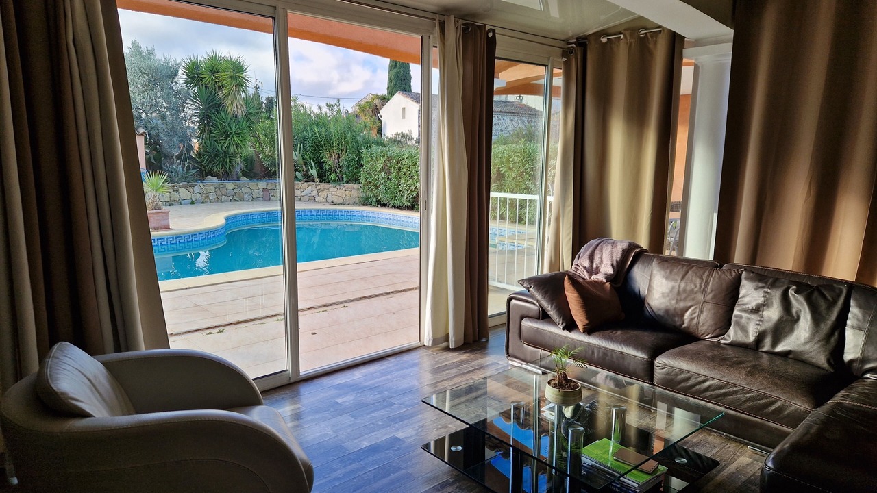 Photo of Livingroom in La Crau
