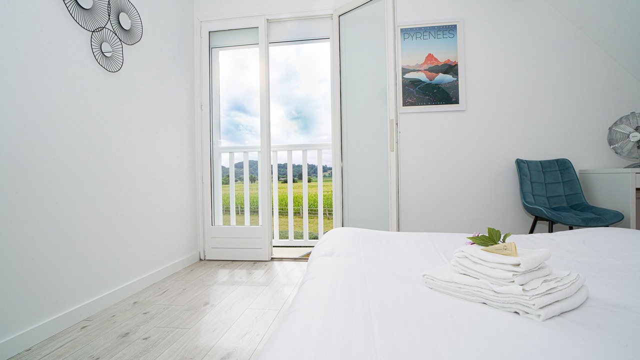 Photo of Bedroom in Benejacq